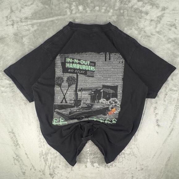 In-N-Out Las Vegas Black Classic Car Graphic T-shirts Size Medium Made in USA - Picture 2 of 7
